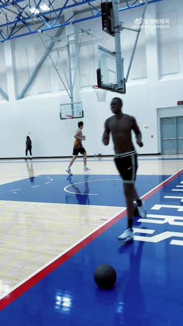 中国胃?杨瀚森赴美日记 | 5月28日 训练结束再逛逛亚洲超市